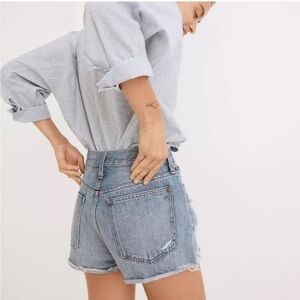 Madewell Relaxed Raw Denim Shorts 26